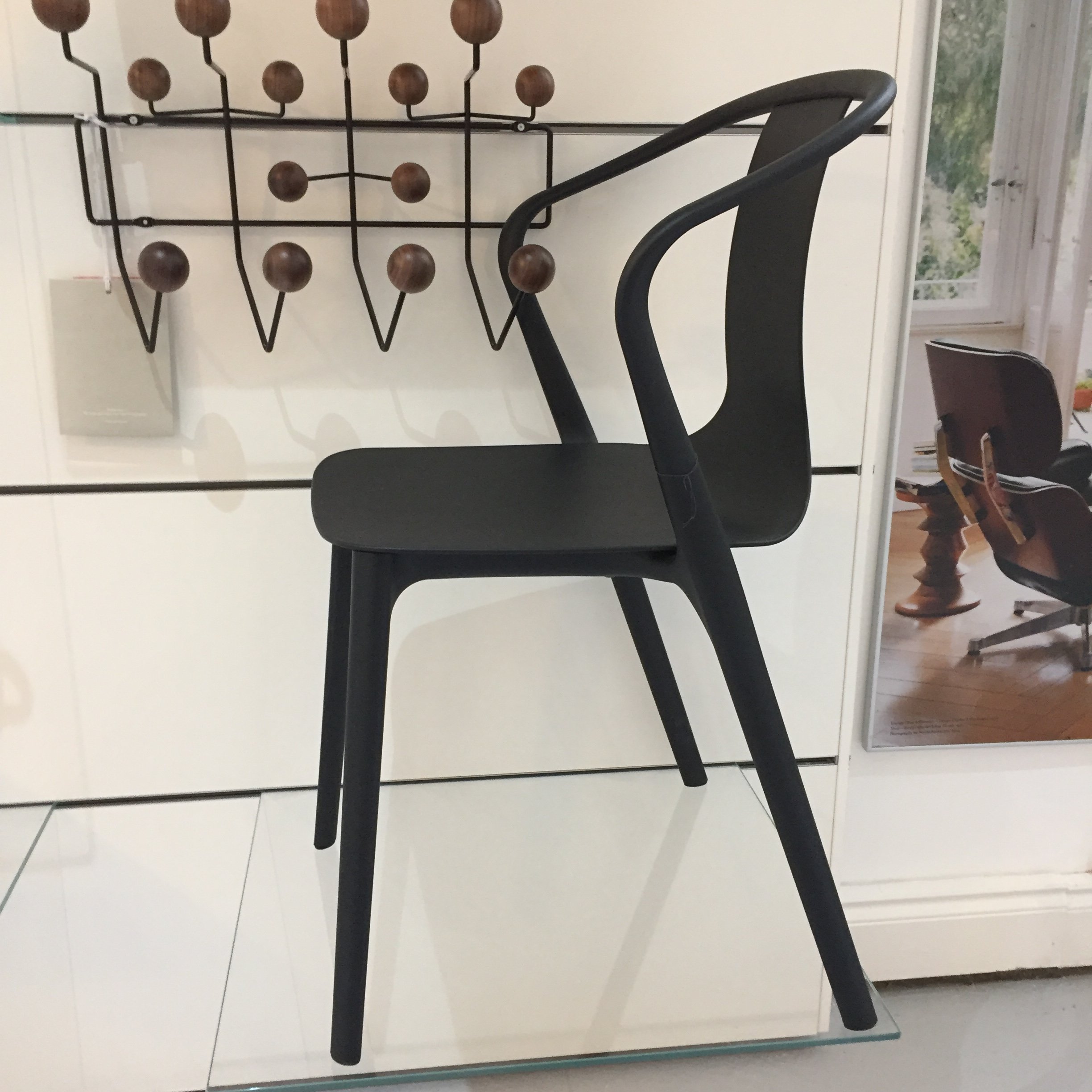 开云（中国） - 坐具|餐椅|办公家具|设计师家具|贝尔维尔休闲椅